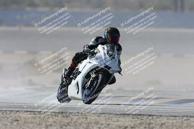 media/Oct-02-2025-Racers Edge (Thu) [[2c91cb6ab3]]/3-B Group/Session 2-Turn 14 (11am)/